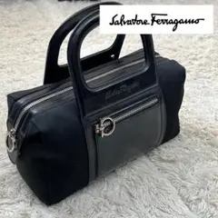 【Ferragamo】ミニボストン ロゴ型押し ガンチーニ レザー×キャンバス