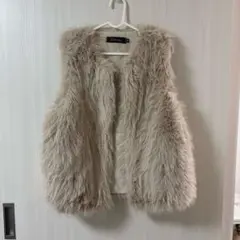 ベージュ　ファーベスト