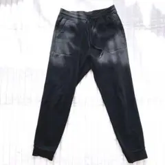 Item thumbnail for item f7c98a1c-b7b5-4d0d-8933-863e703efb87