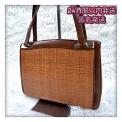 Item thumbnail for item 3811e7a9-46ad-4181-9abd-a58f0c26eb0c