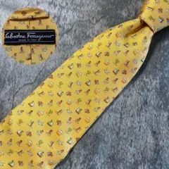 Salvatore Ferragamo イエロー ネクタイ