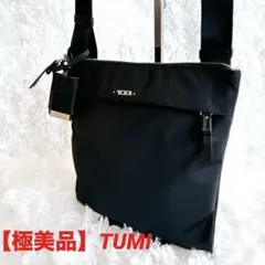 【極美品】TUMI トゥミ クロスボディ ショルダー　ブラック ゴールド トゥラ