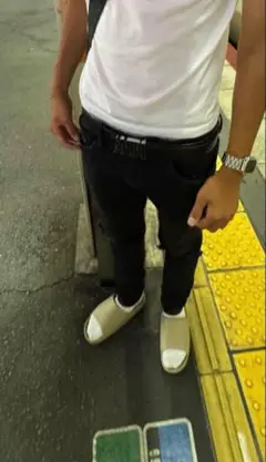 ミニマルmnimlデニムパンツ