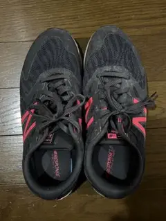 new balance スニーカー