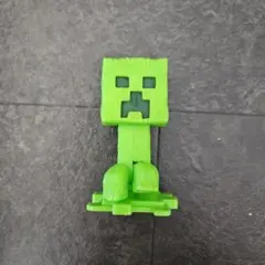 Minecraft クリーパー フィギュア ハッピーセット