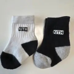 KITH ベビー靴下 2足セット 黒/白