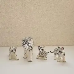 【ホワイトタイガー フィギュア】4体セット