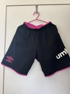 【Lサイズ】umbro 黒/ピンク ハーフパンツ