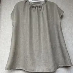 フレンチスリーブ.リボンのトップス☆麻.ベージュ☆ハンドメイド