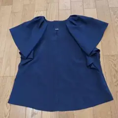【新品未使用】【ディバロ】フリルスリーブブラウス　ネイビー　М
