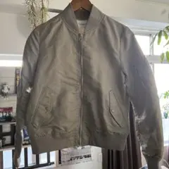 Item thumbnail for item 47229859-0e51-4271-9d84-3c8943cbd8aa