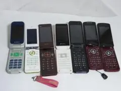 折りたたみ式携帯電話７こセット　ジャンク（B)