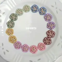7077　 8色の梅結び　ベージュと白ベース　花モチーフ
