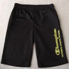 Champion 黒 130cm　ハーフパンツ
