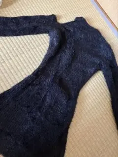 ブラックオフショルダー長袖ニットワンピース