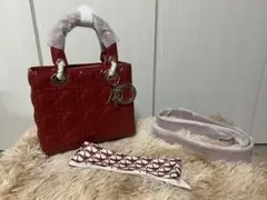 レッド キルティング バッグ