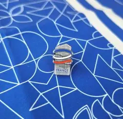 フランスパビリオン / 非売品ピンバッジ / 新品・未使用