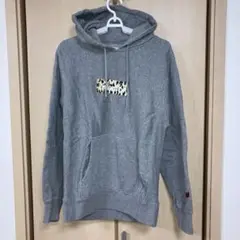 マークマクナイリー　Inferior BOXロゴパーカー