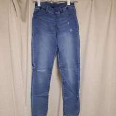 UNIQLO　150ライトブルー ストレッチパンツ