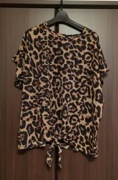 新品　ヒョウ柄 半袖シャツ 前結び