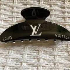 ちすけ様す専用　Louis Vuitton ヘアクリップ ブラック　ノベルティー