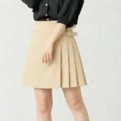 Honeys プリーツ切替ミニスカート　ベージュ