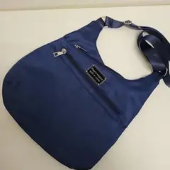 美品✨️ネイビー ナイロン ショルダーバッグ