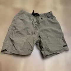 グラミチ　カーキ ショートパンツ 軽量　SIZE M