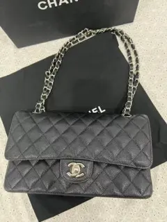 CHANEL ブラック キルティング ショルダーバッグ
