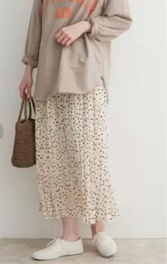 美品　urban research doorsプリーツドット　ロングスカート
