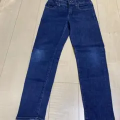 Item thumbnail for item 174d789f-e8f1-46e5-a259-2ab0f98be3a9