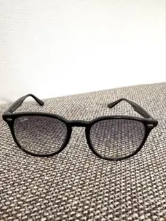 Ray-Ban RB4259F サングラス