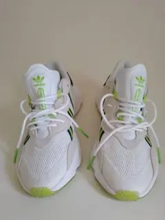 新品adidasオズウィーゴ マンチェスター・ユナイテッド　23.5㎝
