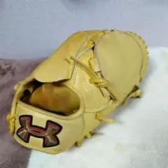 【美品】アンダーアーマー 軟式投手用 グローブ