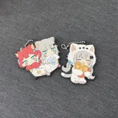 なちょねこ　赤見かるび　ファミマ　キーホルダ