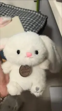 ふわふわウサギぬいぐるみ タグ付き