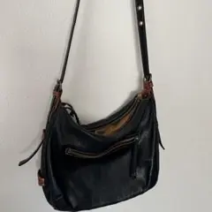 レザー ショルダーバッグ 黒