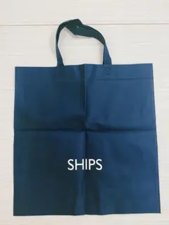 SHIPS シップス　不織布ショッピングバッグ