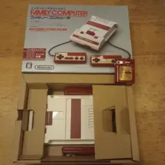 ㉛　ニンテンドークラシックミニファミコン アダプター付き。
