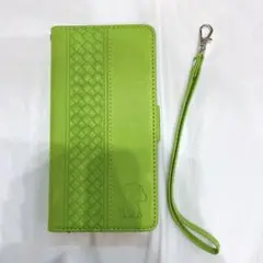 美品✨phone12 pro ケース 手帳型　グリーン　犬柄