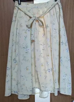 any FAM　未使用タグ付き　花柄スカートセットアップ