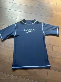 speedo ネイビー 半袖ラッシュガード