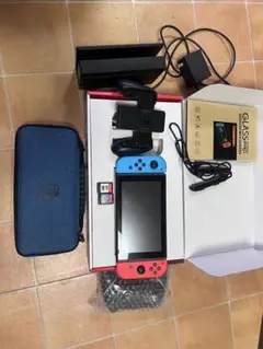 Nintendo Switch 本体 赤/青 充実の付属品