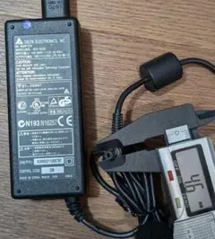 DELTA 　ACアダプター ADP-50SB 19V　2.64A