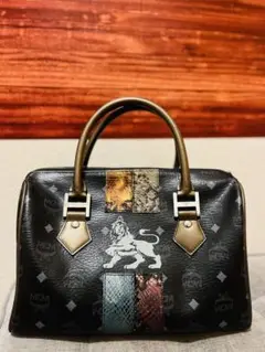 MCM バッグチャーム ロゴグラム ライオン 2025年最新】mcm ライオンの人気アイテム - メルカリ