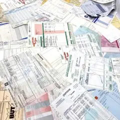 ※あと数個のみ 書類や請求書、手書きの紙モノだけで【800g】（200枚以上？）
