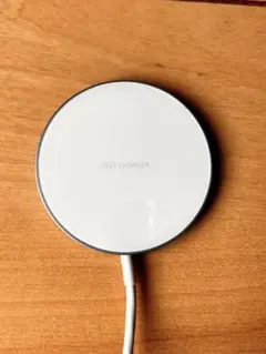 マグネット式ワイヤレス充電器