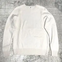 UNIQLO プレミアムラムクルーネックセーター
