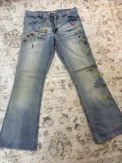 Item thumbnail for item 065511a0-34e1-443e-a0dd-644c74e68c2d