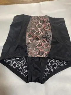 Item thumbnail for item 99846eea-9193-4093-96cb-0aa0c8a979a1